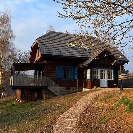 Vila Tropianka - Sielski Dom Na Skraju Wsi *
